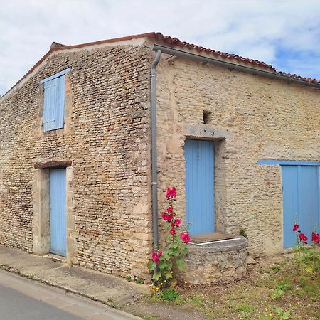 La Grange Bleue - Parking Prive - A 2Km De La Mer Saint-Georges-d'Oleron Exterior photo